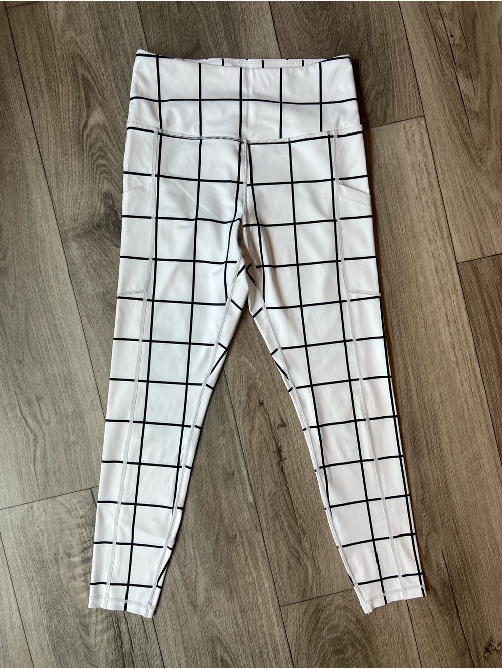 Love Her Shop White Black Grid Leggings Large High Rise Side Pockets